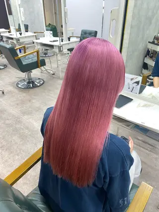 ロング limitみづき🌙 ブリーチカラーのヘアスタイル