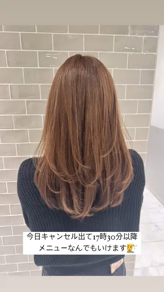 ロング カラー SALOWIN新宿三丁目【サロウィン】所属・レイヤー🔶髪質改善 🔶透明感カラー青木のヘアスタイル