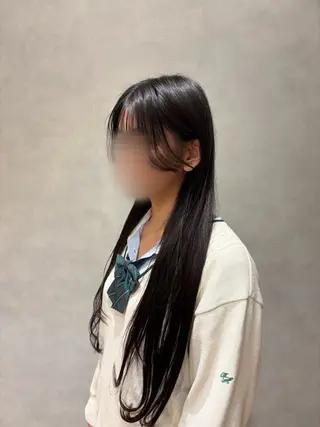 ロング 中村 芹愛のヘアスタイル
