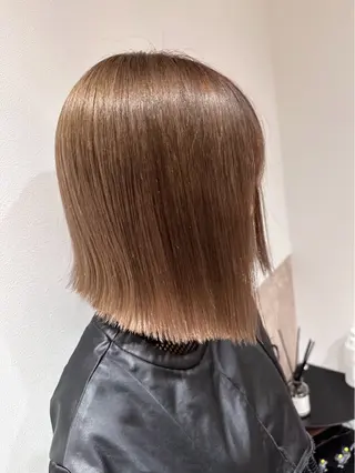 ショート カラー chika ／quillのヘアスタイル