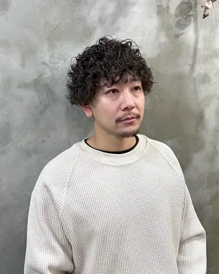 パーマ メンズ 木村陸弥 似合わせ 透明感カラー🌿のヘアスタイル