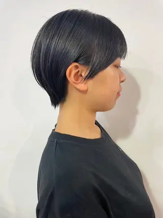 ショート 切りっぱなしボブ/ ブリーチカラー/大塚のヘアスタイル