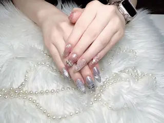 ネイル ENsalon AKIRAのネイルデザイン