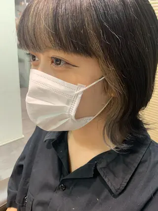 ショート カラー ヘアアレンジ サナ🌱 切りっぱなしボブのヘアスタイル