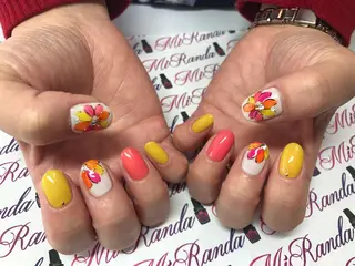ネイル MiRanda Nail所属・MiRanda 保坂 舞のネイルデザイン