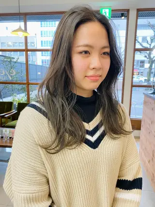 ロング クロスパーマ× 透明感カラー✂︎のヘアスタイル