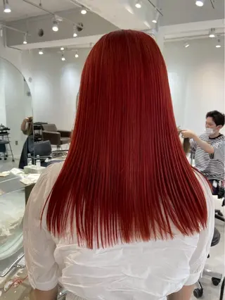 カラー カラー特化美容師 オレンジカラーのヘアスタイル