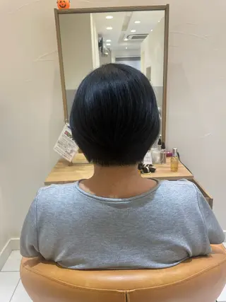 ショート 🪸暖色艶カラー/ shiori🫧のヘアスタイル