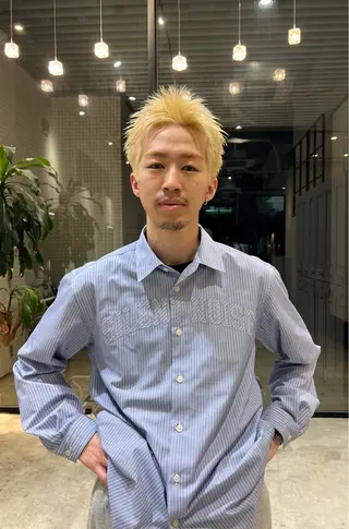カラー メンズ 名古屋カラーモデル SOLAのヘアスタイル