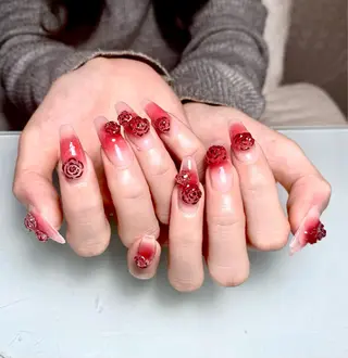 ネイル Hi Beauty 渋谷(ネイル、ハイパーナイフ6、脂肪れいきゃく、マッサージ＆エステサロン)所属・Hi beauty 渋谷のネイルデザイン