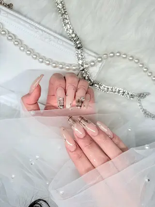 ネイル AISHA  ︎︎のネイルデザイン