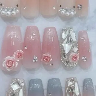 ネイル エルバイノリコ🎀 堅田パラジェル取扱店のネイルデザイン