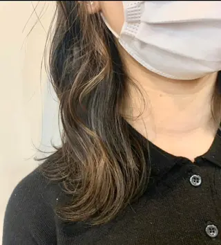 ミディアム カラー FLAGS YAMATOのヘアスタイル