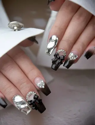 ネイル Lyna Nailのネイルデザイン