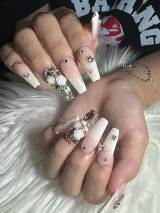 ネイル Nail salon LUCAS,K 《ネイルサロンルーカス》千葉中央 スカルプ所属・LUCAS 千葉 AOI💅🏾💕のネイルデザイン