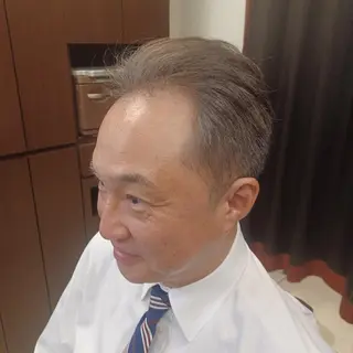 メンズ カラー BARBER 　STAG所属・BARBERSTAG 上拂恭平のヘアスタイル