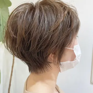 ショート カラー 宮本 聖希のヘアスタイル