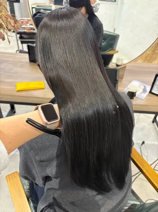 カラー 🧸艶ブリーチ/深み カラー🌺Noa🌺のヘアスタイル