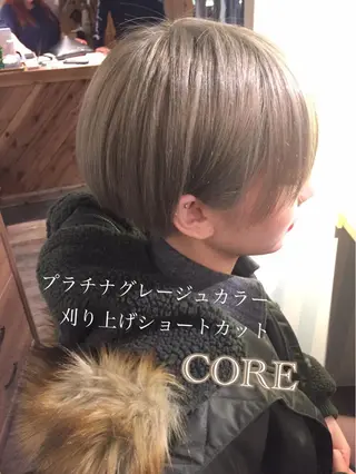 ショート カラー CORE blanc所属・COREblanc ゆきの／表参道 原宿のヘアスタイル