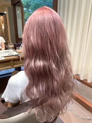 セミロング フォーバイグランデ カラーのヘアスタイル