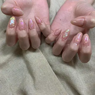 ネイル charme所属・. SHIORIのネイルデザイン