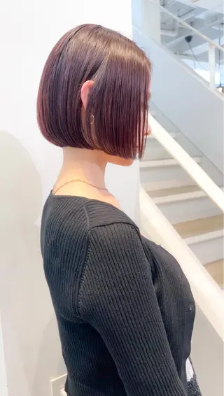 ショート カラー ⭐️似合わせボブ 縮毛矯正⭐️かえでのヘアスタイル