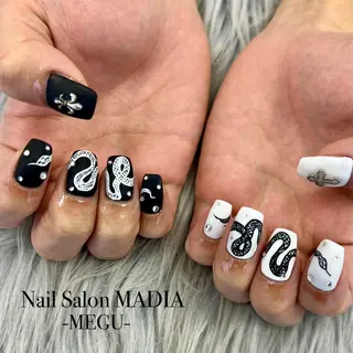 ネイル MADIA藤沢所属・MADIA MEGUのネイルデザイン