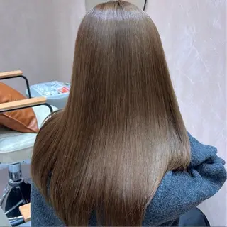 ミディアム rinka／暖色 ストレートのヘアスタイル