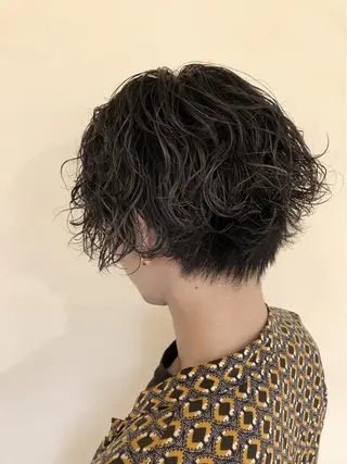 ミディアム カラー パーマ ヘアアレンジ メンズ メンズパーマの巨匠 鈴木純のヘアスタイル