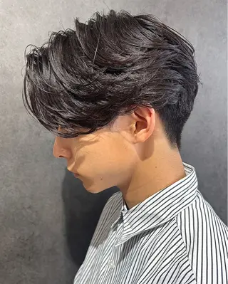 メンズ kalm所属・横浜/センターパート /takumiのヘアスタイル