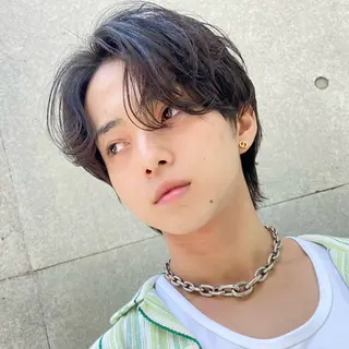 メンズ 表参道フェザーパーマ ニュアンスパーマのヘアスタイル