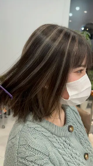 セミロング カラー カイリ /レイヤーカットのヘアスタイル