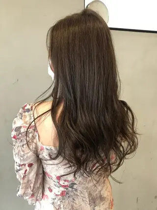 ロング カラー 圧倒的透明感カラー nana🦕のヘアスタイル