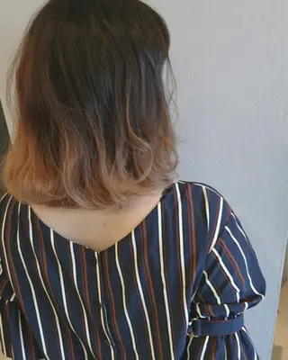 ミディアム カラー ture by gladのヘアスタイル