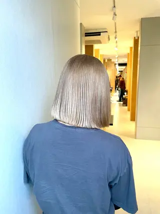 ミディアム 中山 遥のヘアスタイル