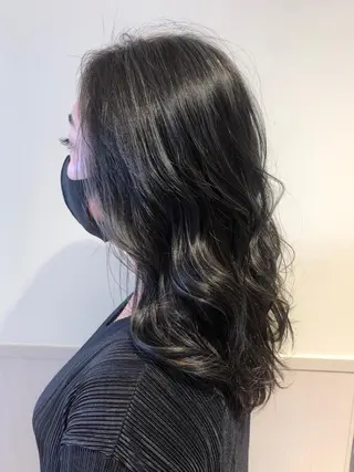 ミディアム カラー さかい なつみのヘアスタイル