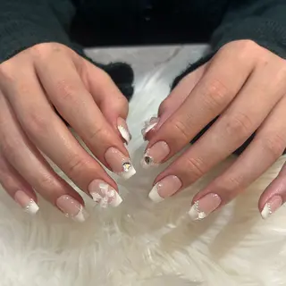 ネイル ハルナ/当日予約 🆗🪩のネイルデザイン