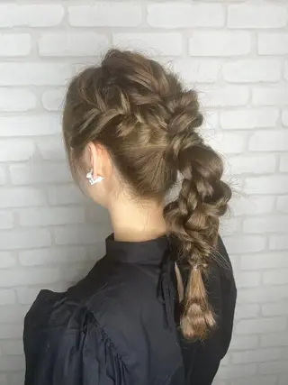 セミロング ヘアアレンジ 田辺 侑未のヘアスタイル