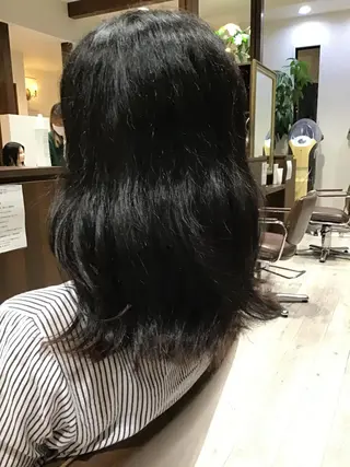 セミロング 🌿ストレート🌿 髪質改善☘️シュウヤのヘアスタイル