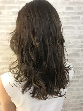 セミロング カラー 小金丸 里沙のその他イメージ