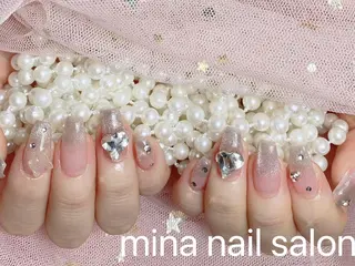 ネイル 🎀まゆ 🪽🐾のネイルデザイン