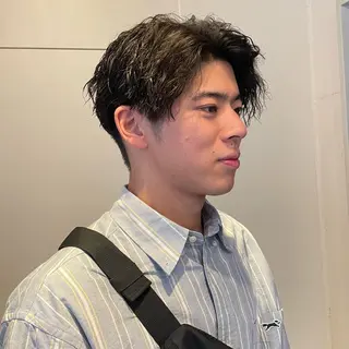 パーマ メンズ RIN／韓国ヘア レイヤーカットのヘアスタイル