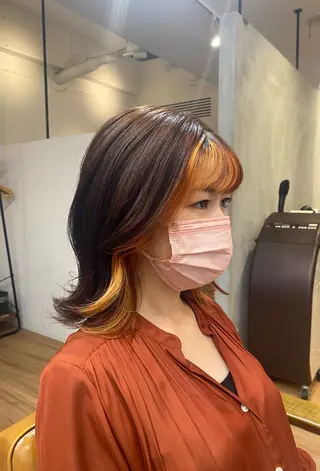 セミロング カラー キシモト ハルカのヘアスタイル