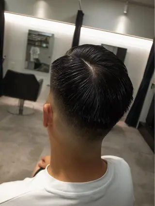 ショート パーマ メンズ INTRO SHIBUYA by Fi-Ne所属・💈メンズフェード 特化DAIYA💈のヘアスタイル