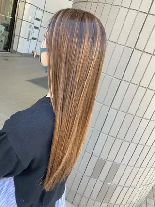 ロング カラー SHAFT Ieiriのヘアスタイル