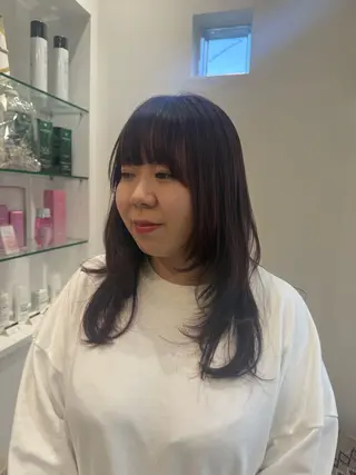 ロング カラー atelier doux dimanche（アトリエ・ドゥー・ディマンシュ）所属・Fukamiレイヤー 透明感カラーのヘアスタイル