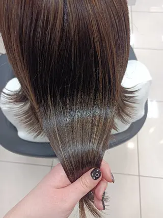 セミロング 【縮毛矯正/レディー スカット】美涼🎀のヘアスタイル