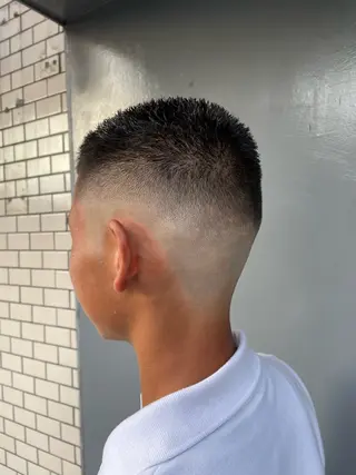 ショート メンズ FADE&LINE登戸店所属・🔥メンズ専門 美容師🔥 柳澤陵心のヘアスタイル