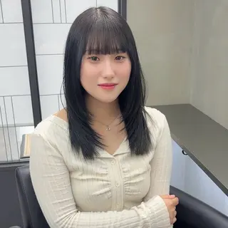 ミディアム カラー The Path ARENのヘアスタイル