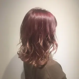 セミロング カラー しのはら まどかのヘアスタイル